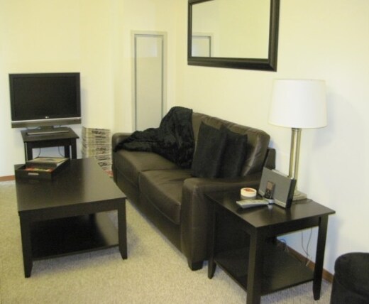 Living Area 2 - 420 West