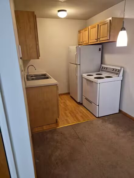 Photo - 3430 Telford St