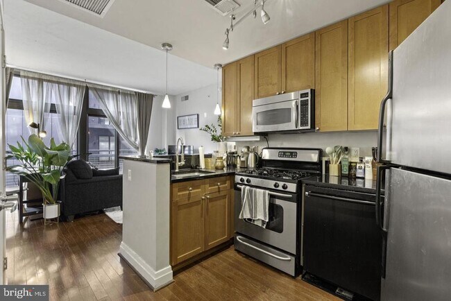 Photo - 2120 Vermont Ave NW Unit 222