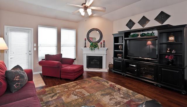 Photo - 10137 Sanden Dr
