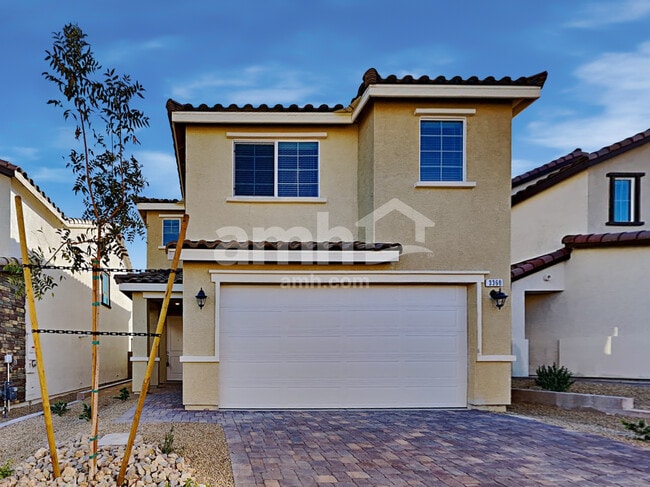 Building Photo - 3360 Blodwen St