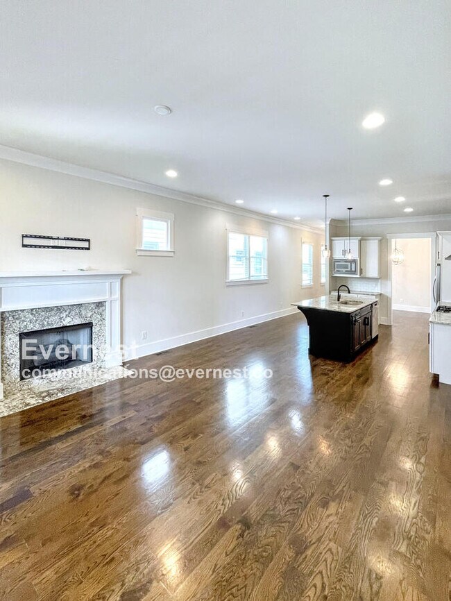 Photo - 817 Knox Ave