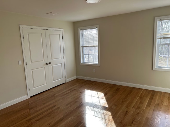 Photo - 12 Railroad Ave