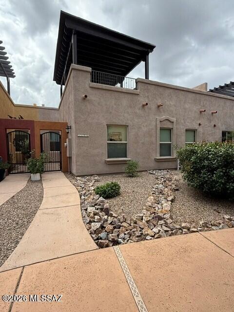 Photo - 1108 Lombard Way