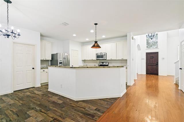 Photo - 208 N Arbor Ridge Dr