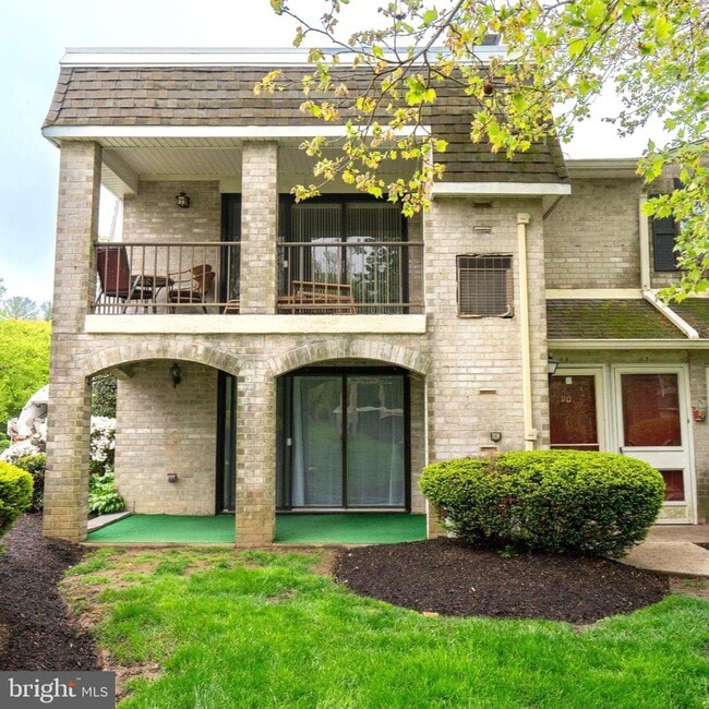 Building Photo - 501 N Bethlehem Pike Unit 11Q