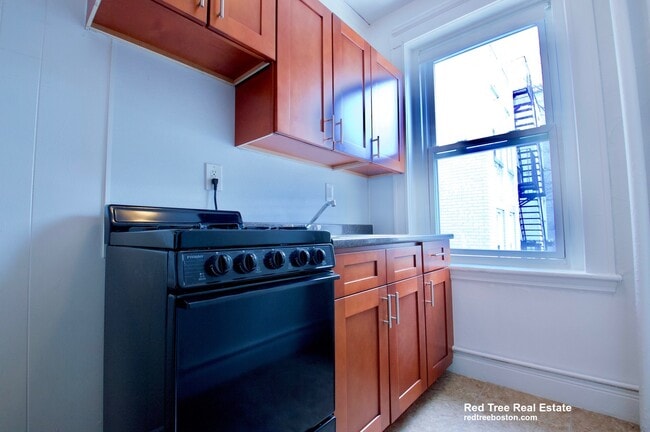 25 Walbridge St Unit 18