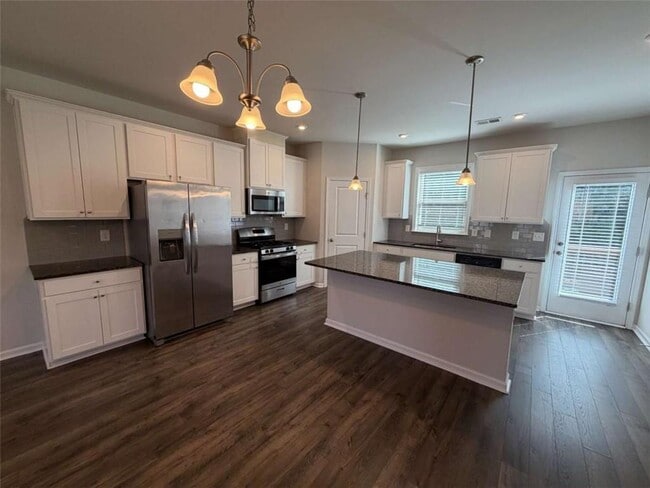 Photo - 311 Mahone Dr