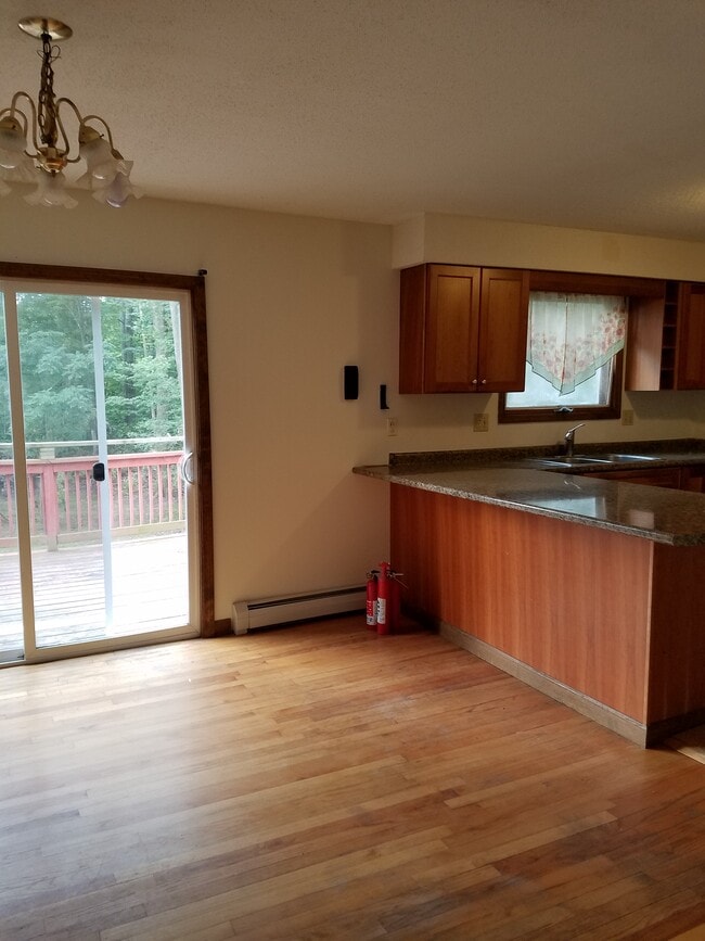 Photo - 7 Alderbrook Rd