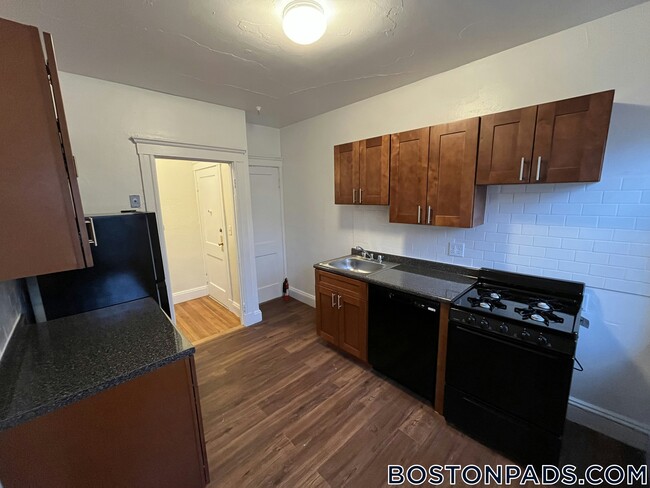 Photo - 1634 Commonwealth Ave Unit 24