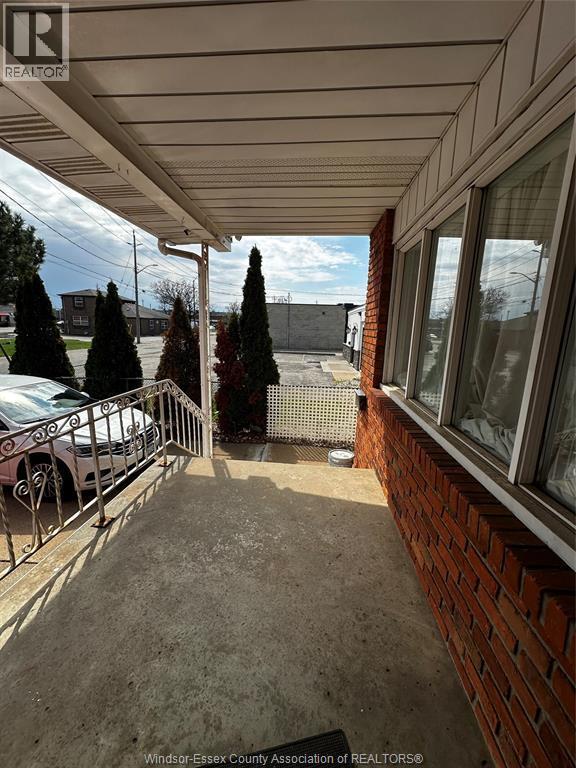 Photo - 542 Charles St