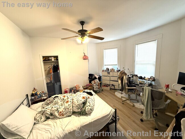 Photo - 52 Portsmouth St Unit #1