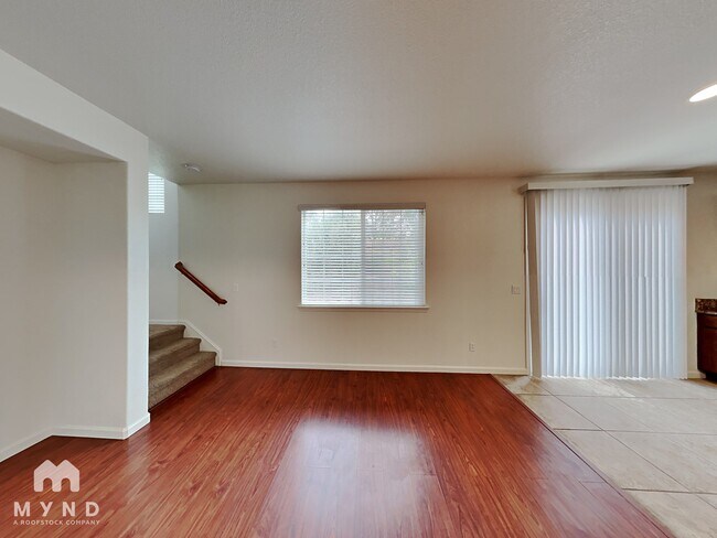 Photo - 1088 Crown View Dr