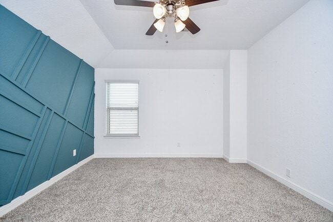 Building Photo - 23827 Padauk Tree Trl Rental