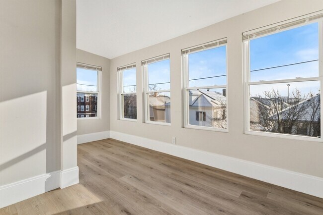 Photo - 41 Wolcott St Unit 5