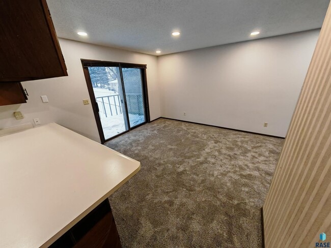 Photo - 4504 S Cliff Ave