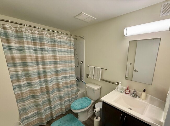 Photo - Aboussie Pavillion