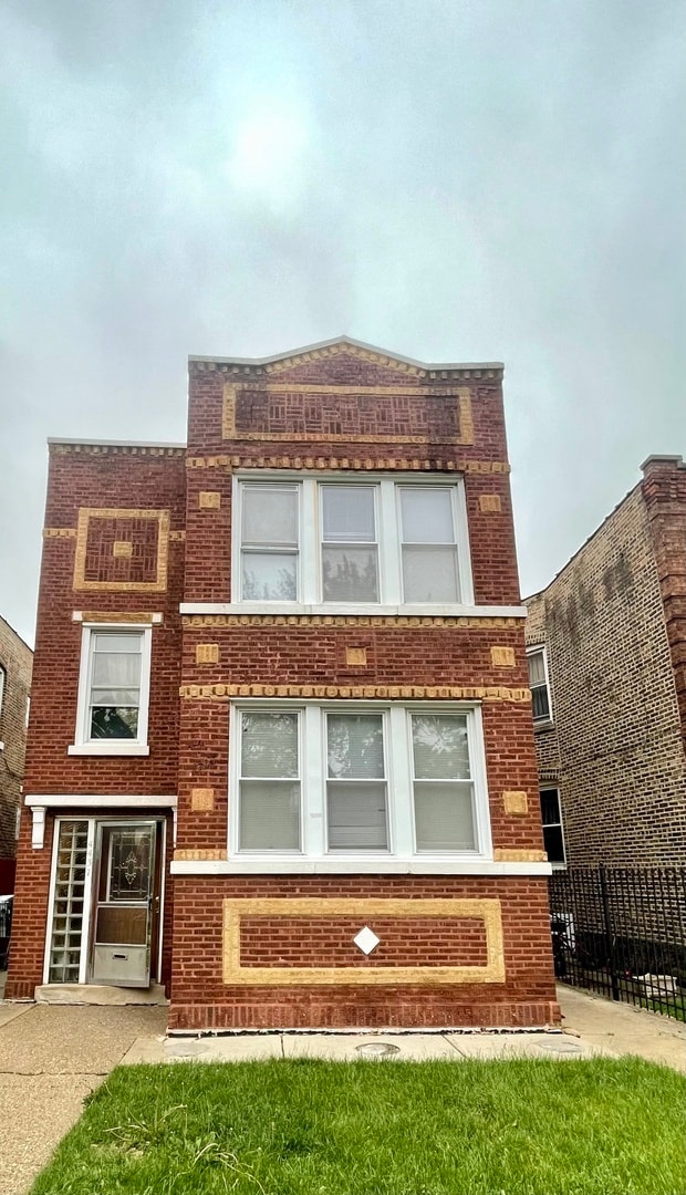 Photo - 4437 S Sawyer Ave House
