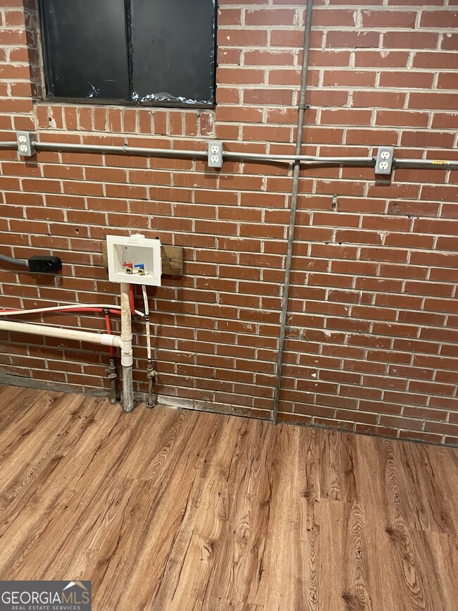 Photo - 401 W Parrish St