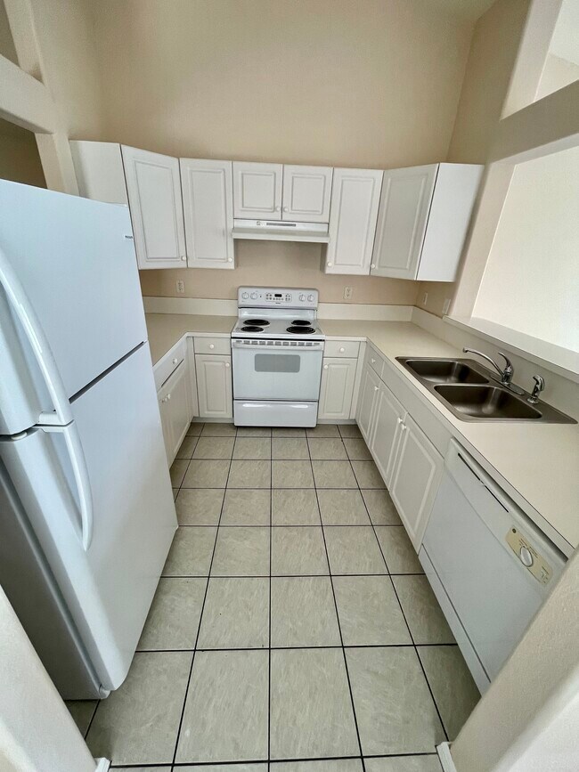 Photo - 26734 Little John Ct Unidad 03