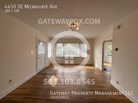 Photo - 4450 SE Milwaukie Ave