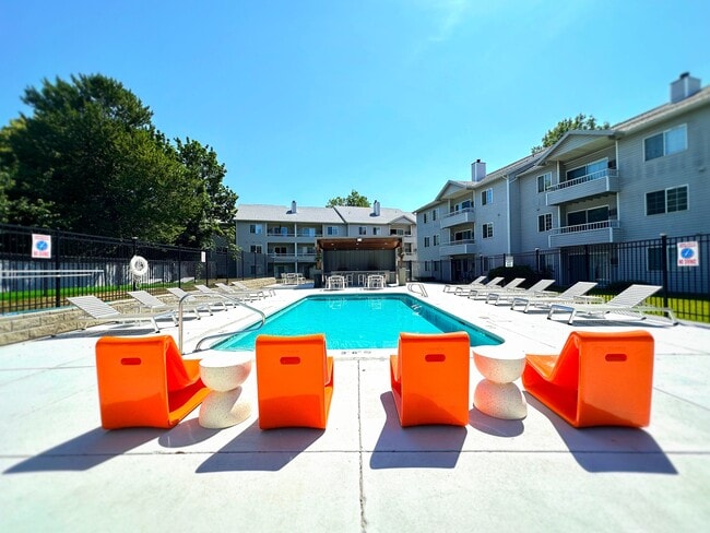 Willowbrook Pool