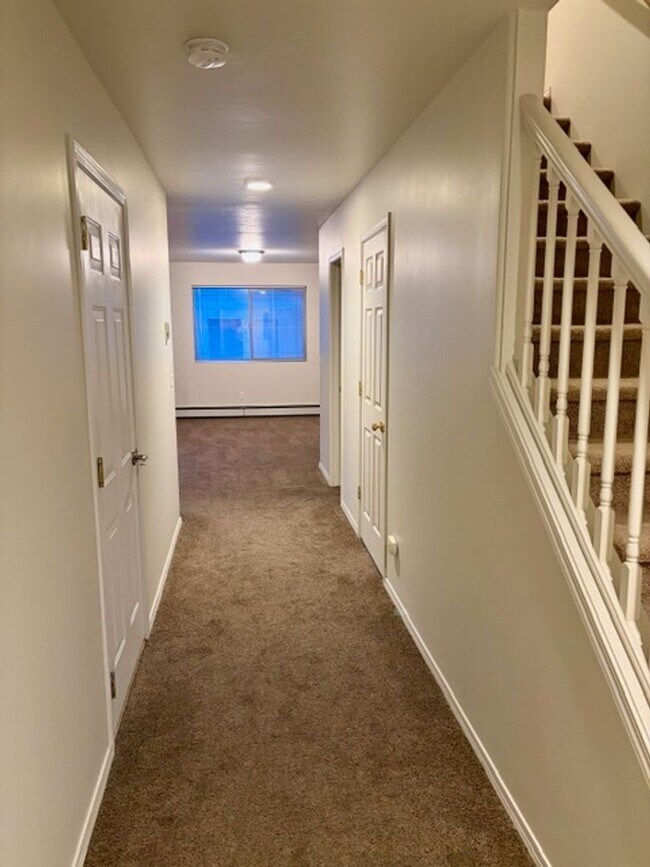 Photo - 3 Bed / 2.5 Bath Townhouse – Bozeman, MT Price Reduced!