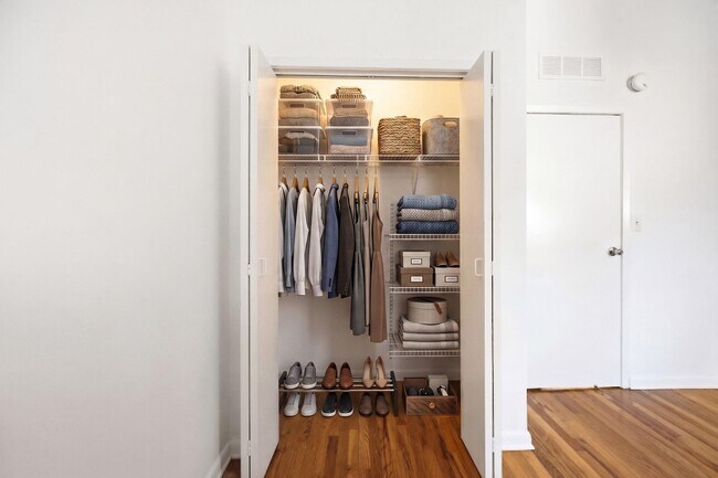 Photo - 158 Wayne St Unidad 325a