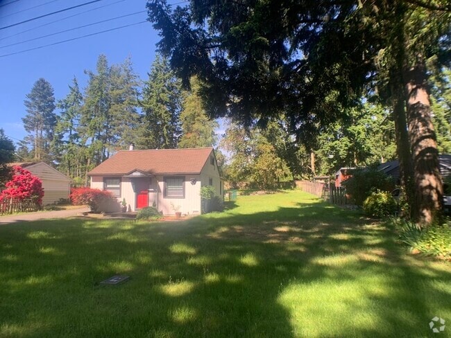 Building Photo - 19151 7th Ave NE Rental