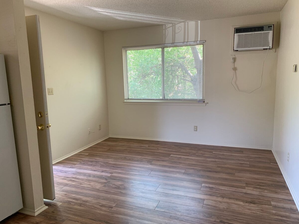 Photo - 662 Chestnut St Unit Apt 1