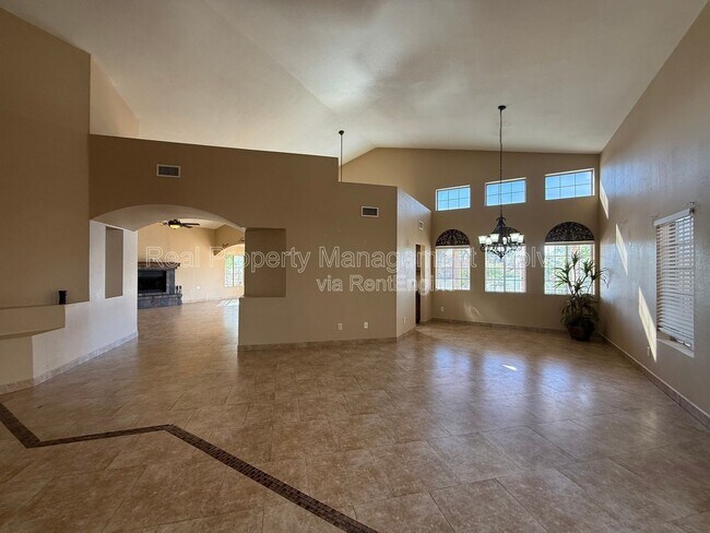 Photo - 11003 W Laurelwood Ln