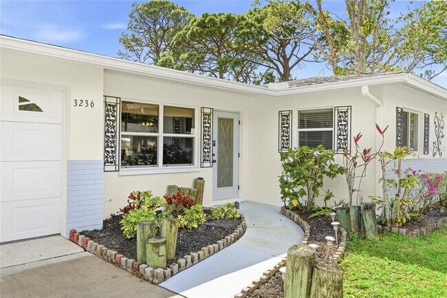 Photo - 3236 Ashton Rd