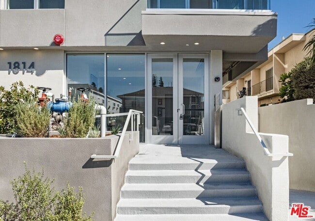 Photo - 1814 Federal Ave Unit 303