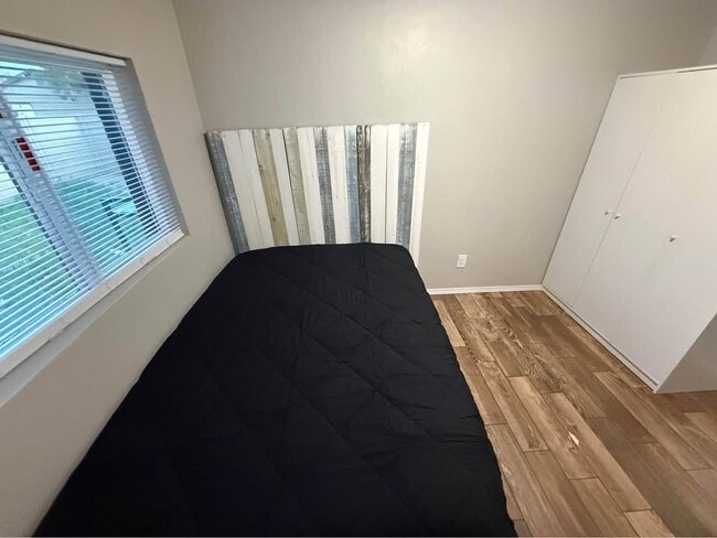 Photo - 3645 W Hadley St