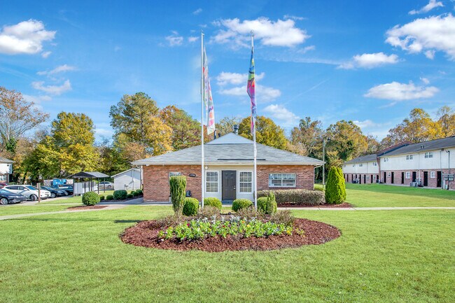 Crowders View Townhomes