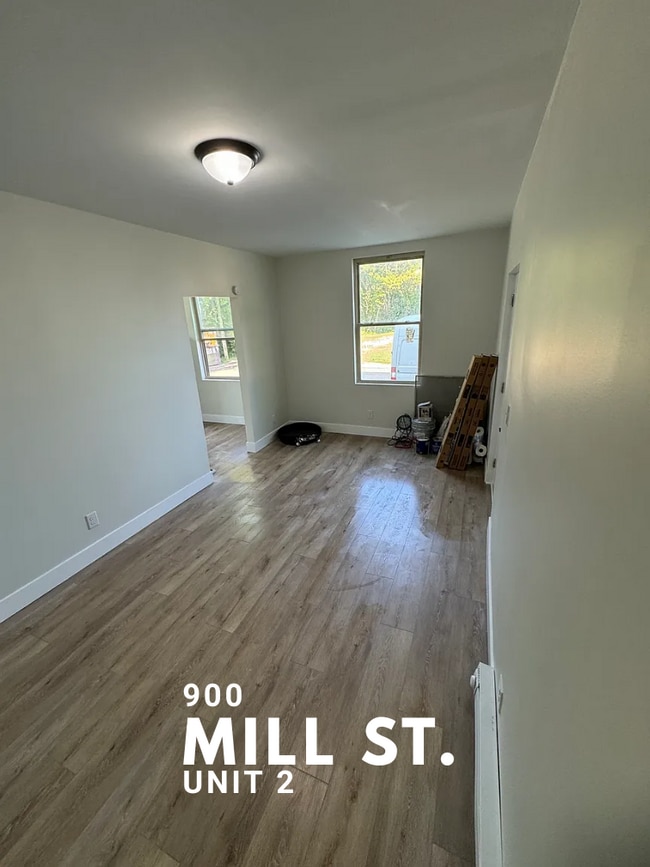 Photo - 900 Mill St Unit 2