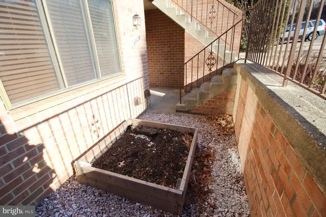 Photo - 3712 Steppes Ct Unit B