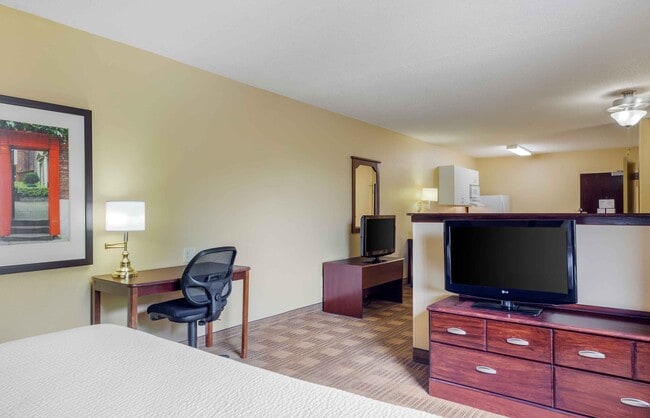 Furnished Studio-Phoenix - Mesa - West