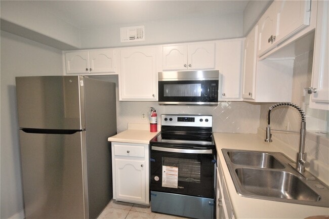 Photo - 13115 Hwy 6 Unit 12