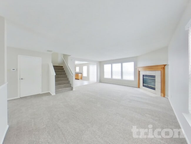 Photo - 9986 Split Rock Way