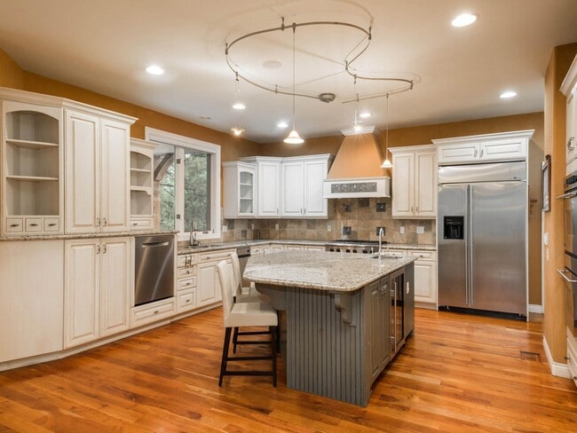 Photo - 9 Foxtail Cir