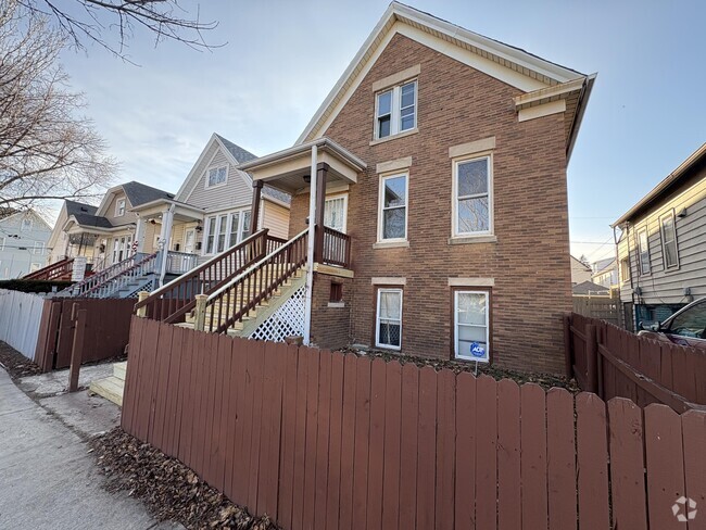 Building Photo - 1939 S Winona Ln Rental