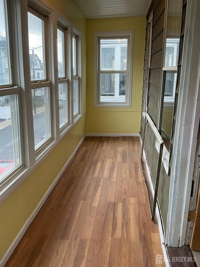 Photo - 93 Schley St Unit 2