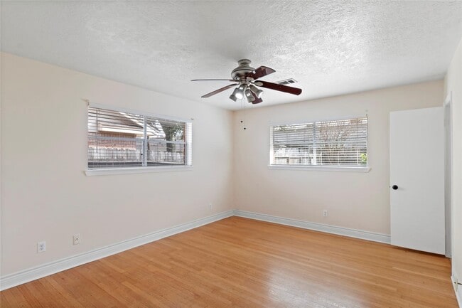 Photo - 1502 Dabney Dr