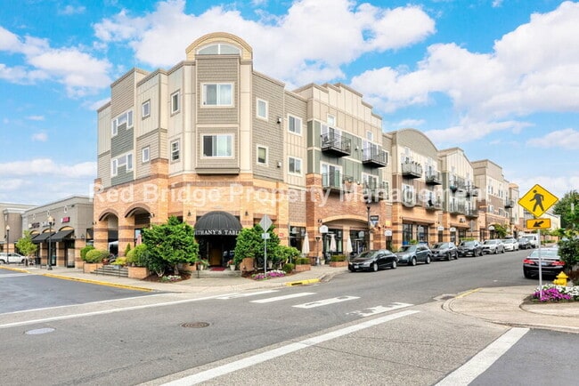 Building Photo - 15325 NW Central Dr Unit #303