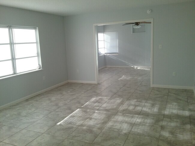 Photo - 3 Bedroom 2 Bath in Eustis for Rent!