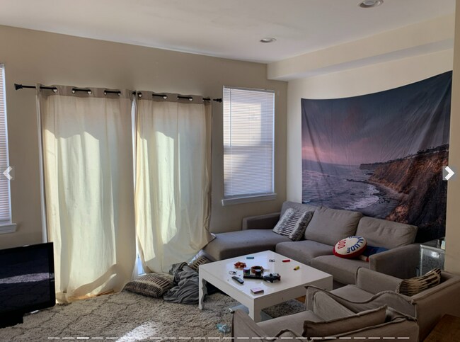 Photo - 10 Sewall St Unidad S