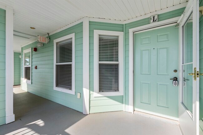 Photo - 206 16th St Unit L