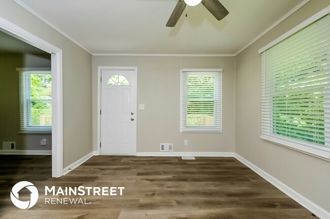 Photo - 9155 Cecelia St SW