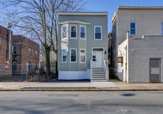 Photo - 205 Tremont Ave Apartment Unit 1st Floor